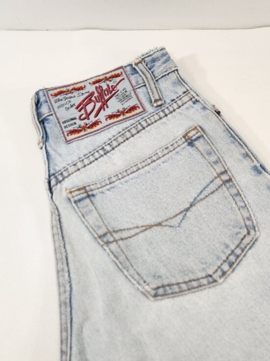 Vintage Buffalo Jeans 100% Cotton Light Wash 90s Distressed Denim Size 27 - Picture 2 of 15